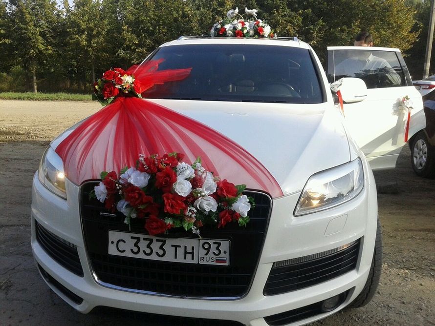 Украшение на авто на свадьбу в аренду Украшение на авто на свадьбу в аренду