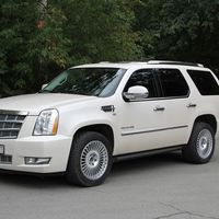 Cadillac Escalade в аренду 