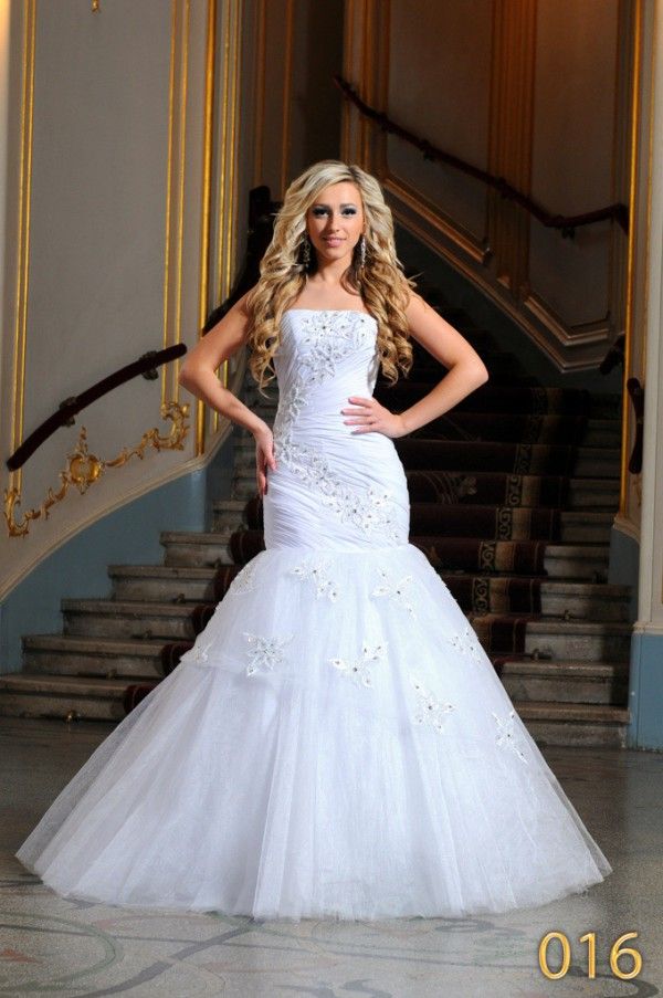 Фото 691931 в коллекции Свадебные платья до 10000 рублей - Свадебный салон "100 процентов невеста"