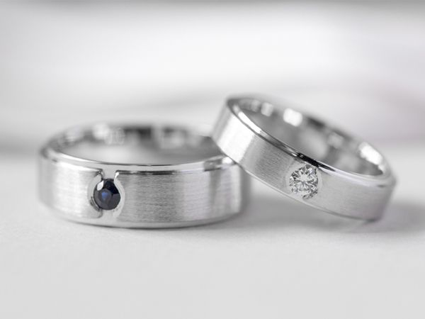  Обручальные кольца с бриллиантом и сапфиром (Арт 1550)