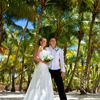 Свадебная церемония на острове Саона в Доминикане.