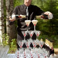 Горка шампанского