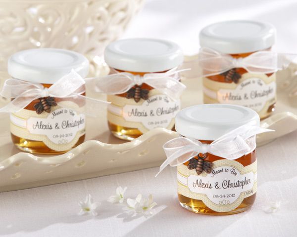 Баночки с медом, украшенные белыми ленточками и пчелками - фото 1749653 "Bombons di VS design" - свадебные аксессуары