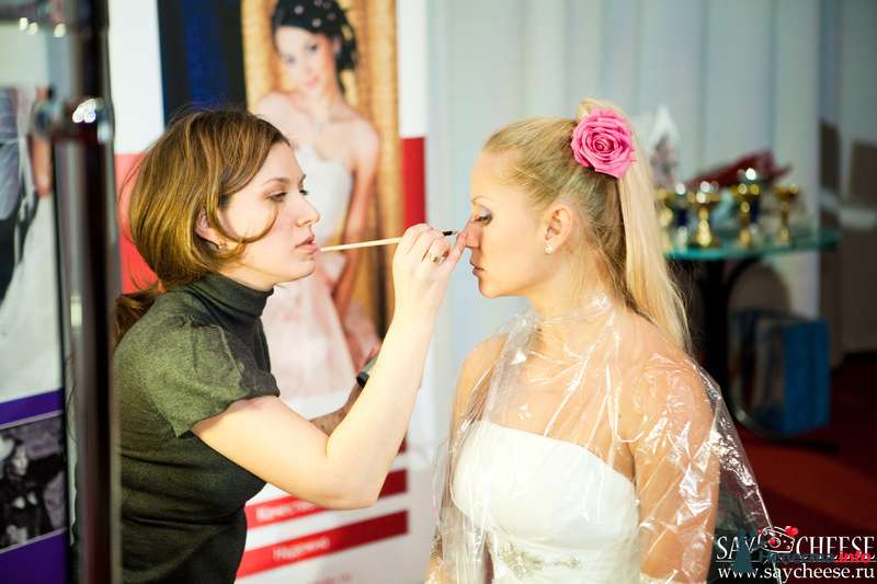 Фото 131861 в коллекции Чемпионат свадебных стилистов Wedding Style 2010 - Свадебный стилист Юлия Зайченко 