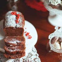 Шоколадный кекс и хрустящее печенье