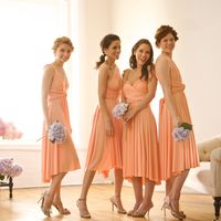 Подружки невесты в персиковом