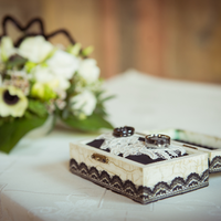 Шкатулка для колец в чёрно-белых тонах на кошачьей свадьбе 25.04.2014 by Костя