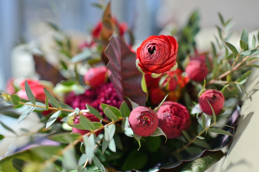букет невесты красный бордовый малиновый - фото 5118473 Студия флористики и декора "Глориоза"