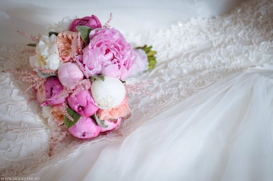 Фото 12273936 в коллекции Свадебный букет невесты - Мистер Пион by IRINA Burtceva Flowers&Decor