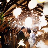 яркий финал с бенгальскими огнями