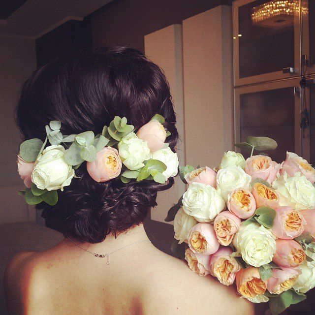 Букет невесты
свадебная флористика
 - фото 9191840 Парикмахер - визажист Алла Зинченко