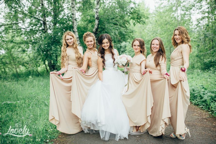 Подружки невесты в цвете Бежевый
Свадьба в г.Екатеринбург - фото 14286796 Lovely - платья для подружек невесты