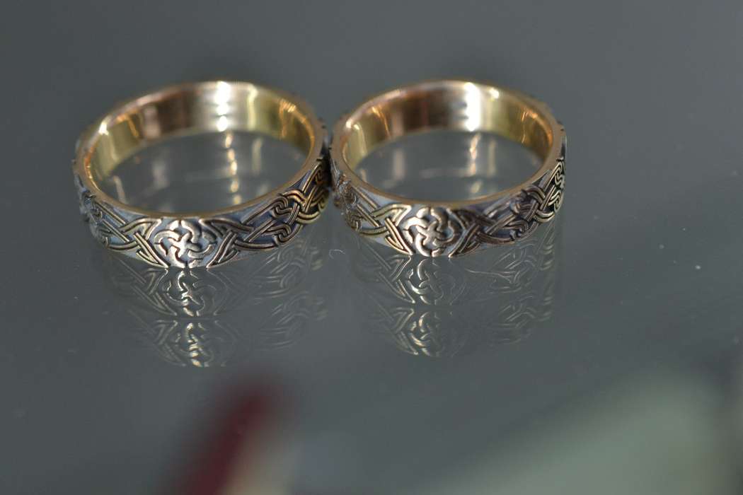 Обручальные кольца из красного золота 585, с чернением и орнаментом "Свадебник" - фото 2311742 Ювелирное ателье Октагон