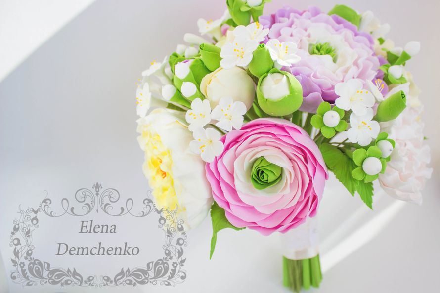 Свадебный букет с ранункулюсами - фото 2958265 Цветы из полимерной глины от Елены Демченко