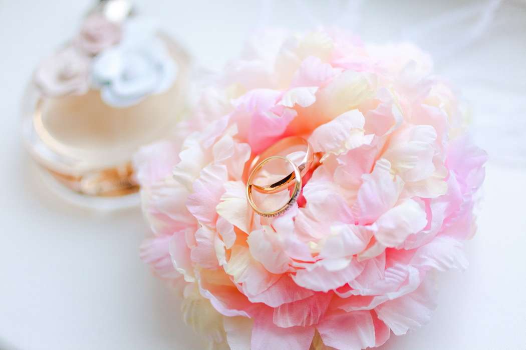 Пышный цветок-подушечка для колец в стиле Шебби Шик - фото 1858147 Cupcake Photo Studio