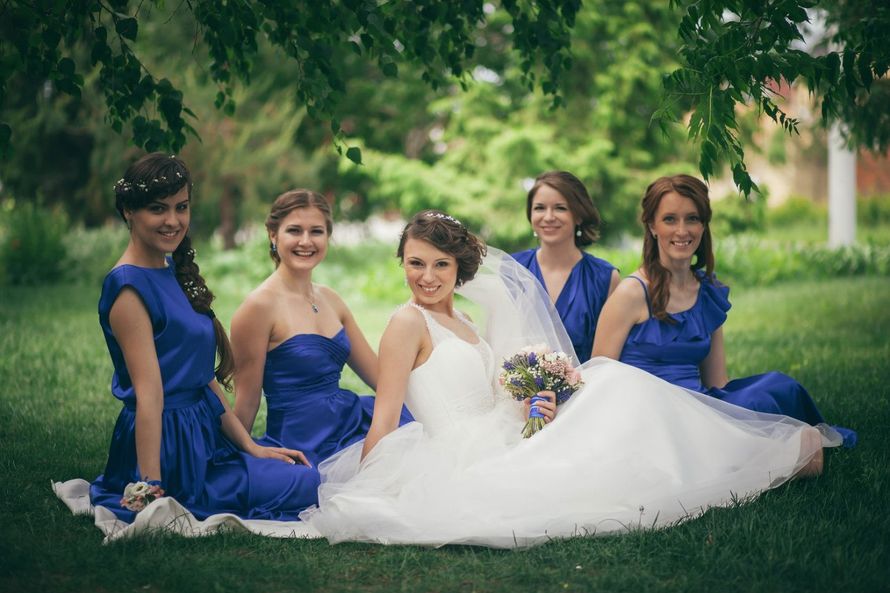 Невеста и её подружки в синем - фото 2965163 Невеста01
