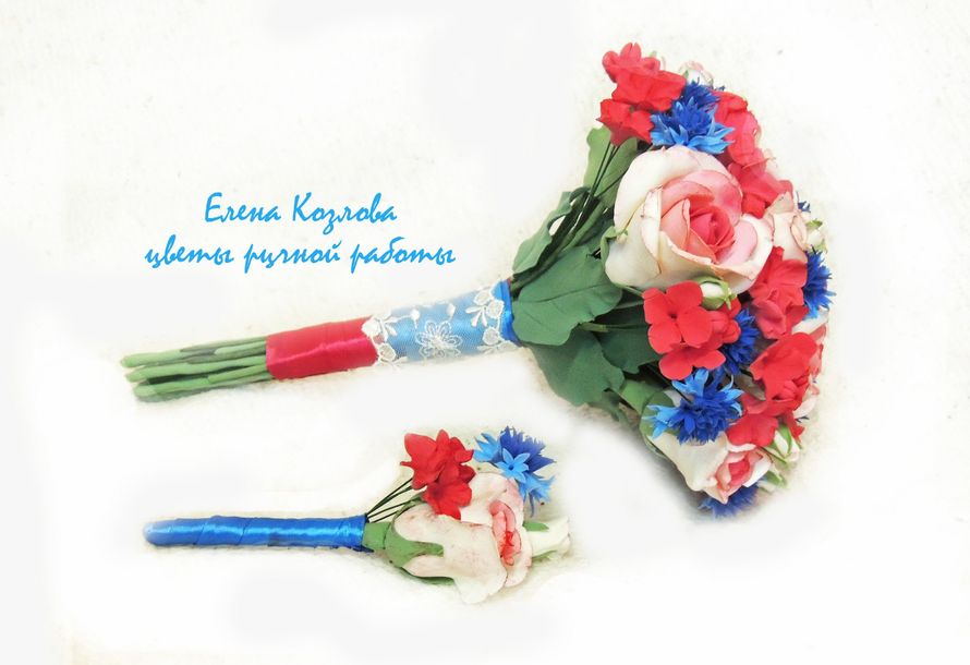 букет невесты с васильками и розами - фото 7636896 Свадебные аксессуары от Елены Козловой