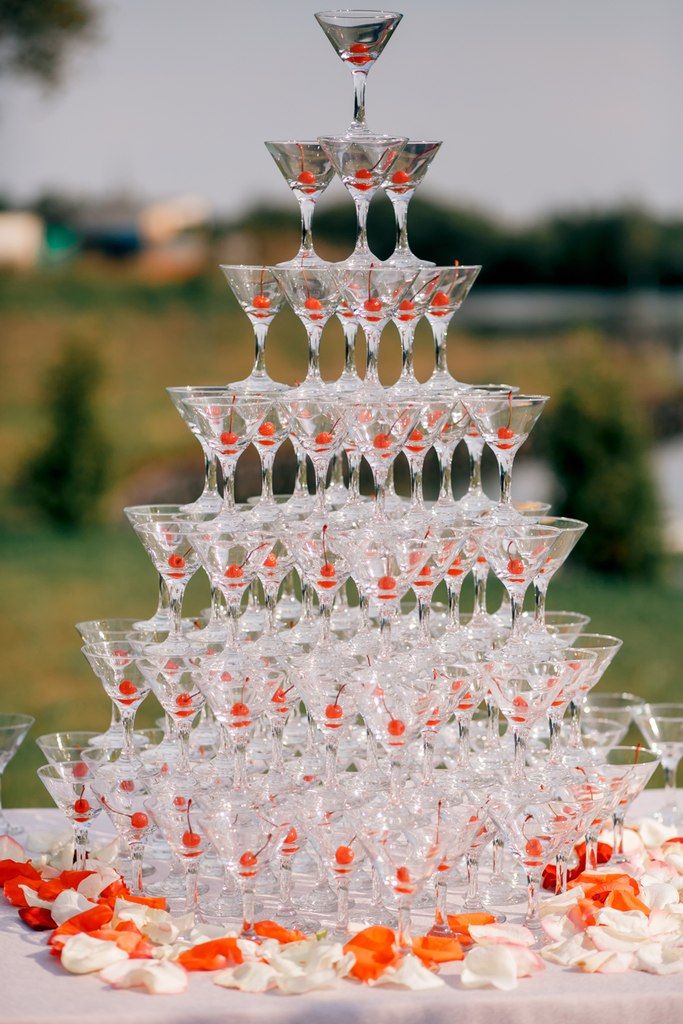 Пирамида шампанского - фото 3174983 ЭкоDekor - декор свадеб