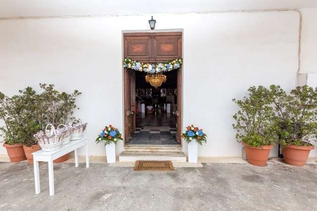 Украшение церкви на крещение - фото 7146134 Indigo weddings - свадьба на Санторини