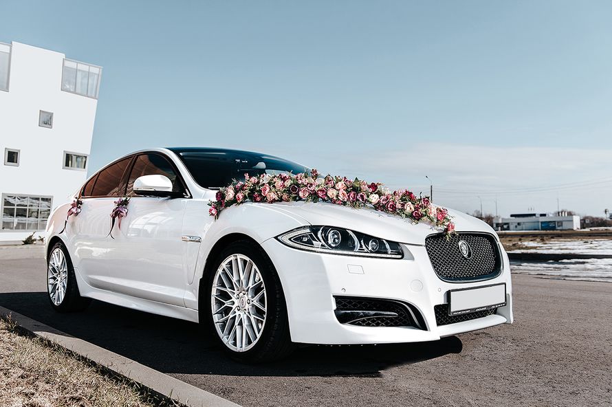 Аренда Jaguar XF