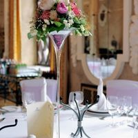 Композиция на столе гостей