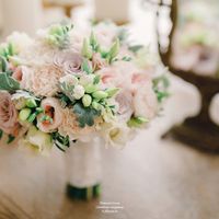 Букет невесты с пионовидными розами. Флорист Пашкова Ольга
Фото Азат Биккинин