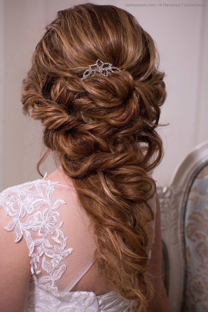 Объёмная причёска на длинных волосах - фото 10751428 Стилист-визажист Сусанна Саакова