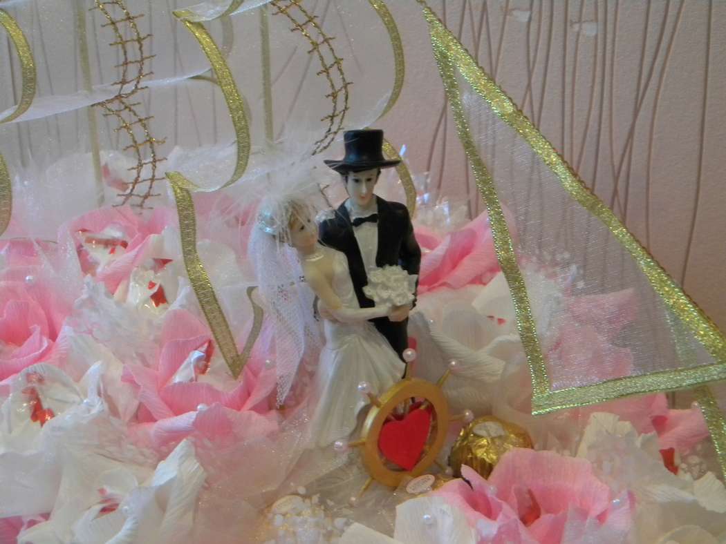 Фото 872093 в коллекции Букеты из конфет, оригинальные подарки - Свадебные аксессуары от Елены Маслиевой
