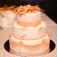 Нежный и красивый, и очень вкусный свадебный торт. Кондитер Надежда Бондарь
