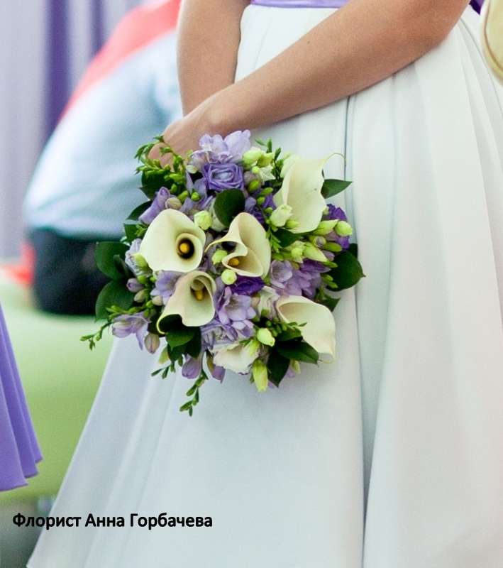 Букет невесты в фиолетовых тонах - фото 2850509 Анна Горбачева - флористика, декор и аренда