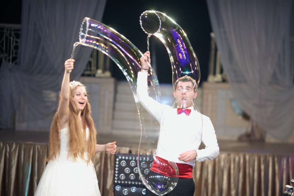 Шоу мыльных пузырей - фото 4715645 Свадебное шоу мыльных пузырей Bubble Company