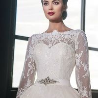 Свадебное платье - 15230 
Коллекция 2016 года - Autumn Silk Bridal 
Смотрите цены в каталоге на нашем сайте - 
По всем вопросам пишите в ЛС или звоните по номеру 8 (495) 645-19-08