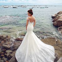 Бруна (MR)Шикарное свадебное платье силуэта русалка с открытым верхом-маечкой и длинным шлейфом