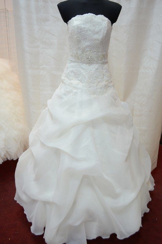 Платье 14 - фото 5369941 Магазин "Все для свадьбы и торжества"