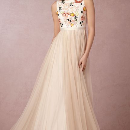 Свадебное розовое платье