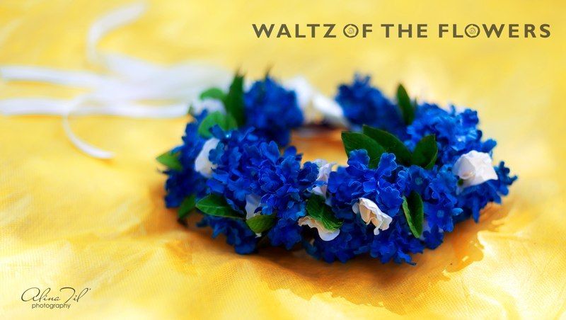 Фотограф Алина Тиль 
Венок на голову из искусственных цветов: Waltz of the Flowers 
Сделано на Workshop Intensive:  - фото 8936984 Оформление мероприятий "Waltz of the flowers"