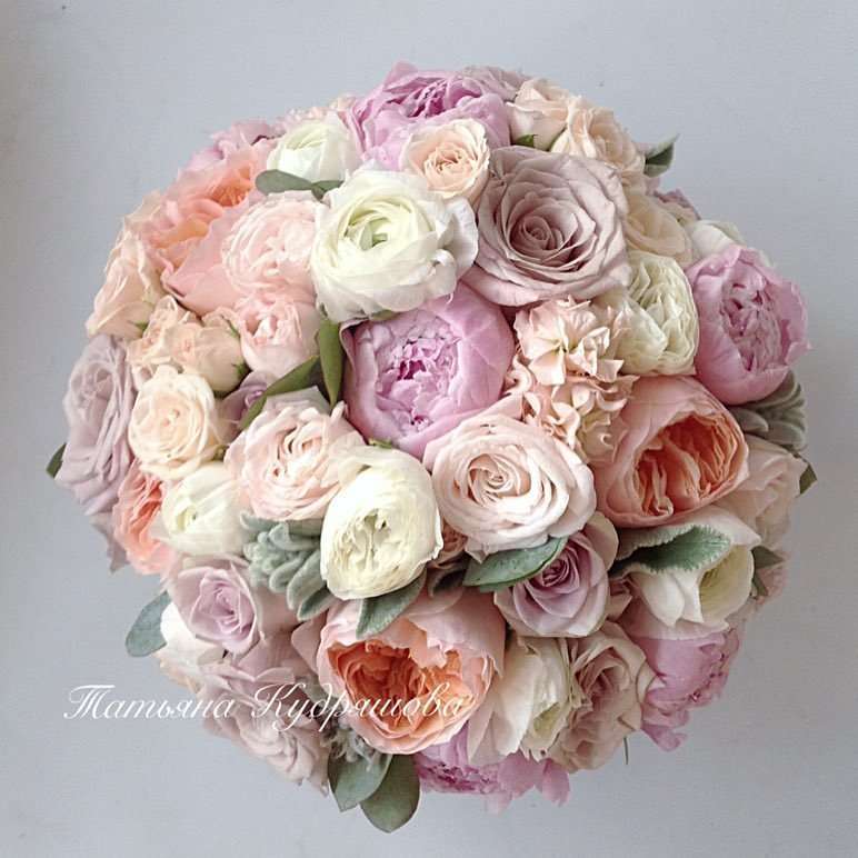 Букет невесты из пионовидных роз - фото 18457980 Цветочная мастерская Татьяны Кудряшовой