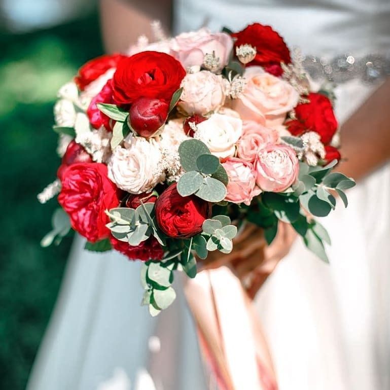 Букет невесты из пионовидных роз - фото 18457998 Цветочная мастерская Татьяны Кудряшовой