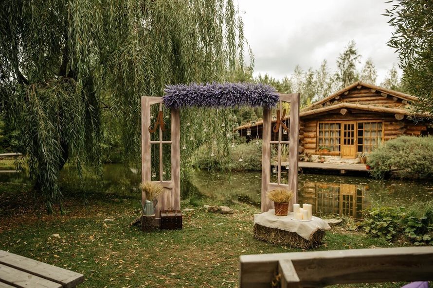 Эко отель таежник алтай. Таежный заболотье. Лучшие отели подмосковья таежный москва. Мини отель таежный. Таёжные дачи шале-отель.