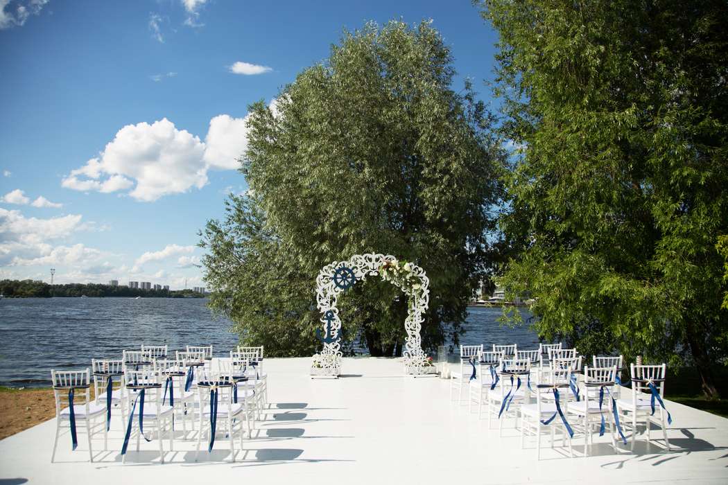 свадьба в шатре, морская свадьба, cote d'azur, выездная регистрация, арка - фото 15541538 Фото и видеосъёмка Fevish studio