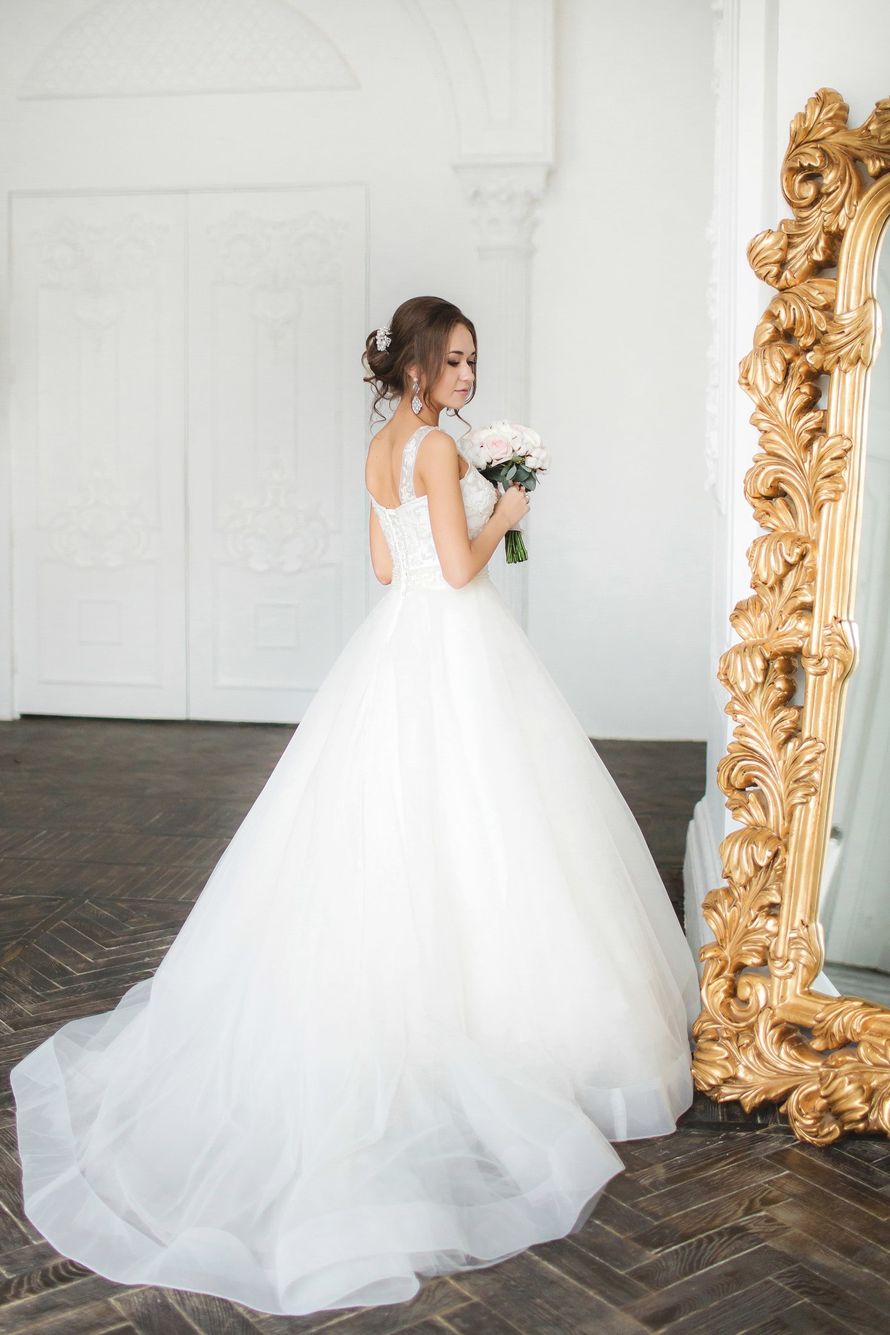 Макияж/прическа Daria Businskaya
Фотограф Алена Никишкина - фото 13090376 Дарья Бусинская - визажист-стилист