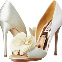 Color: Ivory Satin
1001