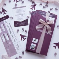 Роскошные приглашения на закрытую вечеринку салона красоты. Приглашение выполнено в виде билета на самолет, использована выборочная лакировка, объемный конверт винного цвета с марками, украшенный шелковой лентой.