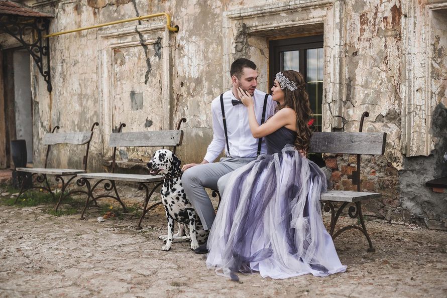 Идея и организация Екатерина Гущина и Екатерина Сурнина
Фотограф: Екатерина Гущина 
Визажист: Светлана Романова 
Прическа: Екатерина Сурнина 
Платье: 
Украшение ручной работы: Оксана Гаврилова 
Тортик: Анастасия Апельганец 
Полиграфия: Ольга Кустова 
Моде - фото 14401804 Фотограф Екатерина Гущина