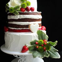 торт с живыми цветами и ягодами 1500р/кг