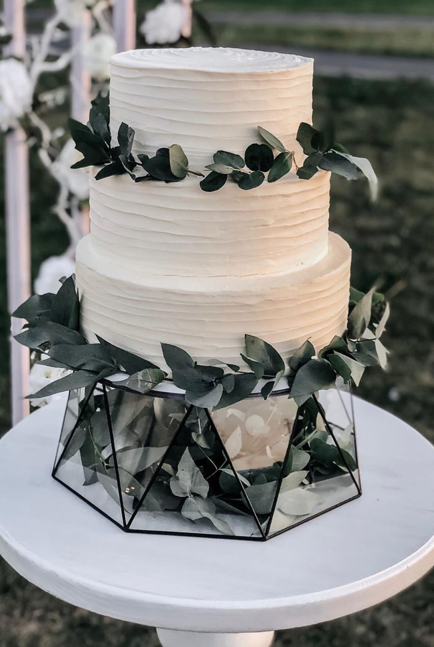 Подставка для свадебного торта из стекла