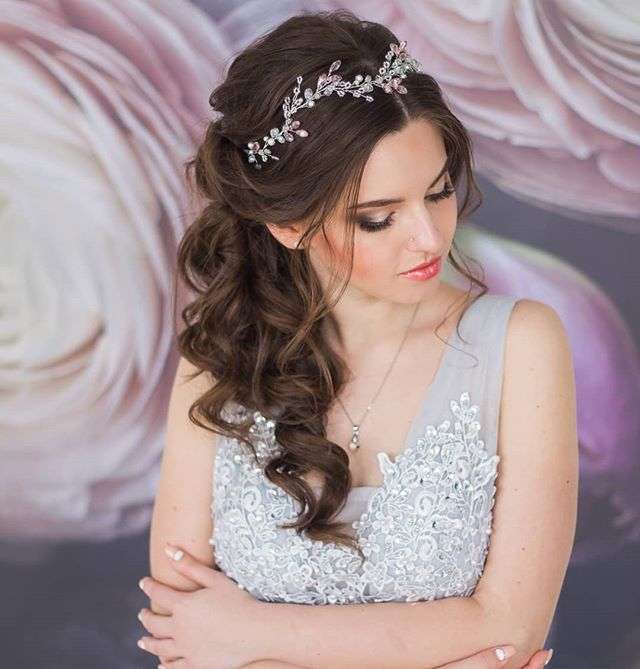 Свадебный веночек с розовыми акцентами 1750 руб. - фото 17549070 Екатерина Захарова - украшения для волос