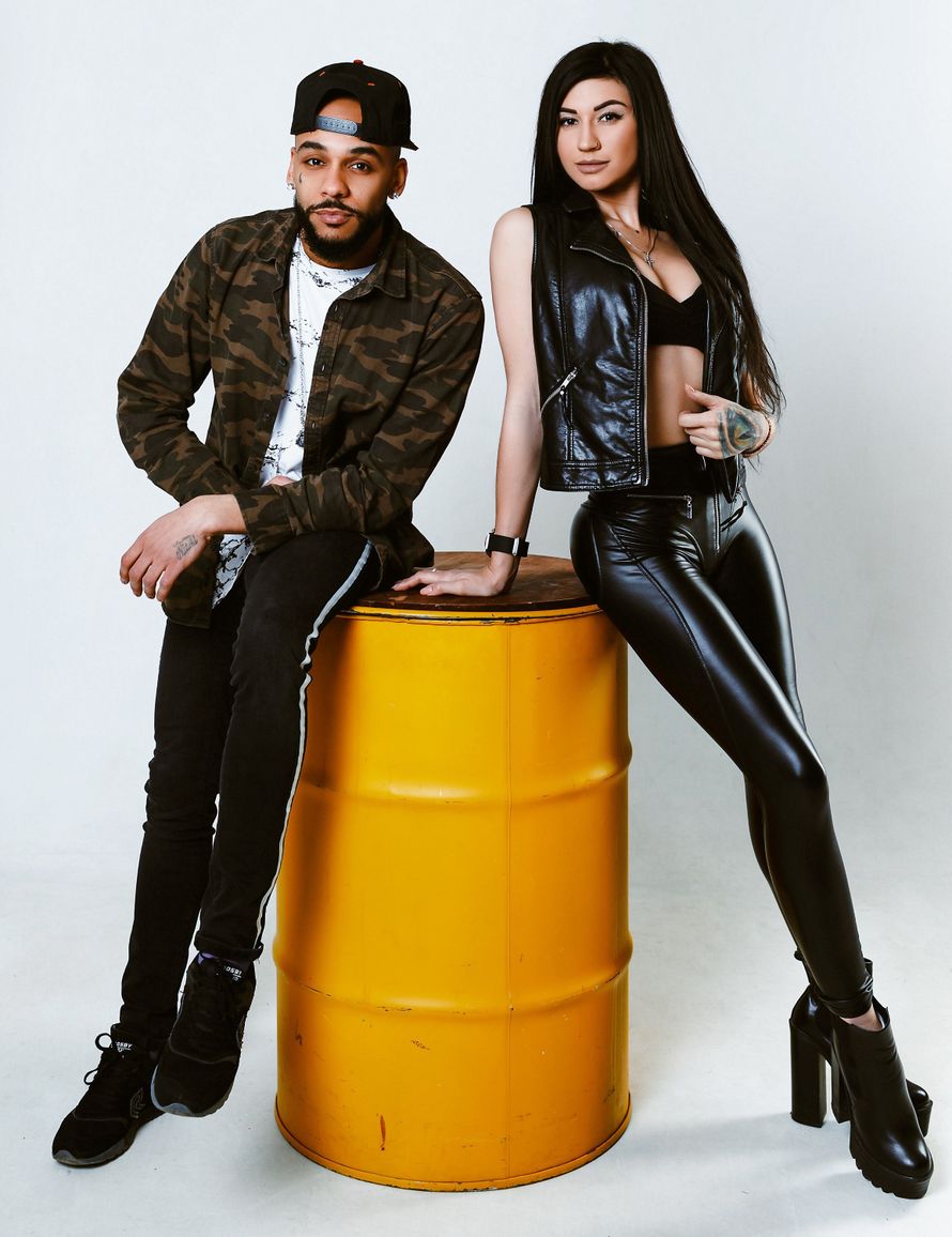 Группа майами орел. Miami relatives группа. Группа майями. Группа майями. Группа майями.