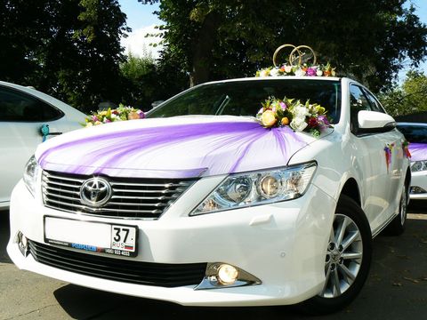 Свадебный кортеж Toyota Camry в Иваново.