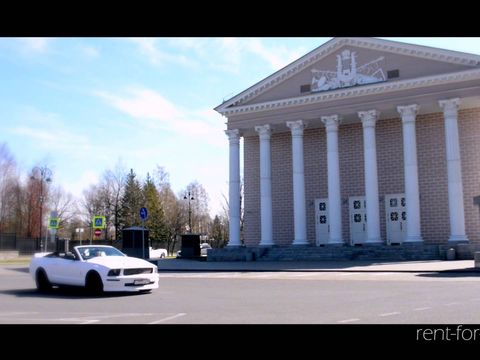 Аренда кабриолета Ford Mustang в Санкт-Петербурге